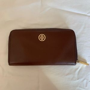 Tory Burch brown leather wallet